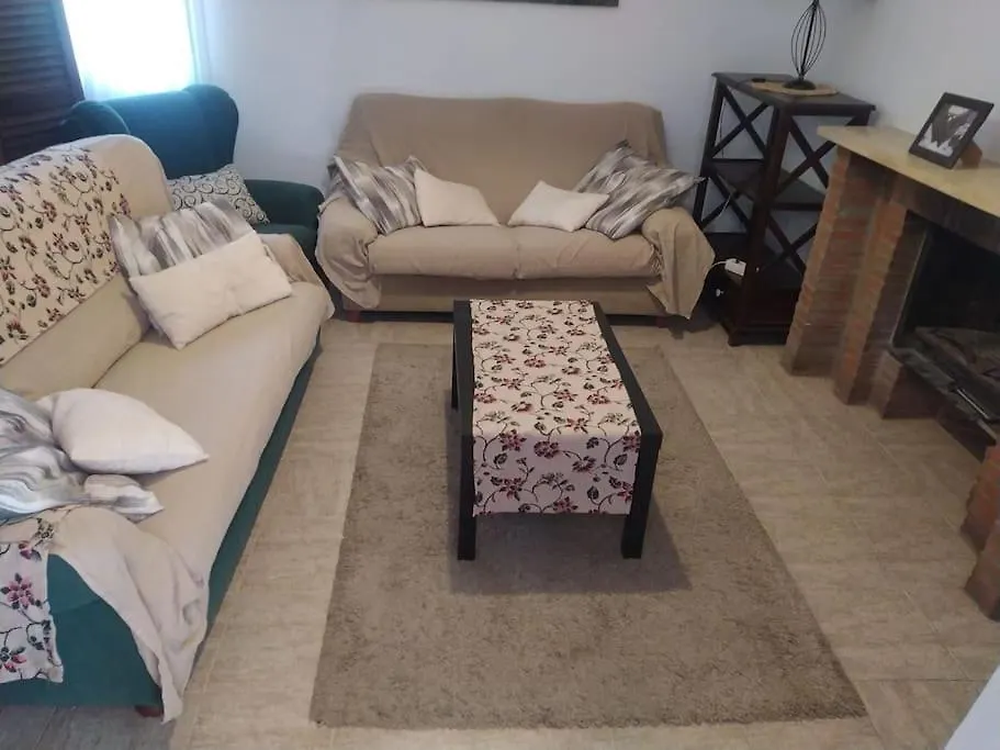Agradable Casa Con Piscina En La Serrania. Arriate